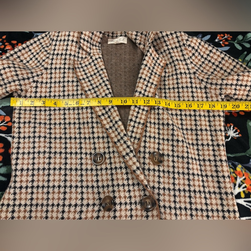 Marled Women's Houndstooth Sweater Blazer in Black and Tan - Picture 9 of 10